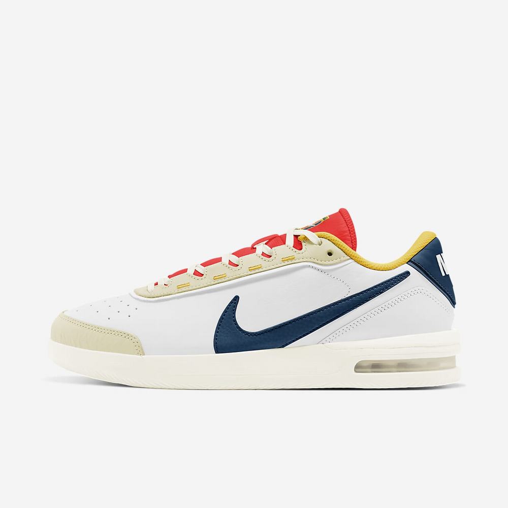 Chaussure De Tennis Nike NikeCourt Air Max Vapor Wing Premium Blanche 5087-916 White/Total Crimson/Gold/Valerian Blue Homme | CAF-55311880